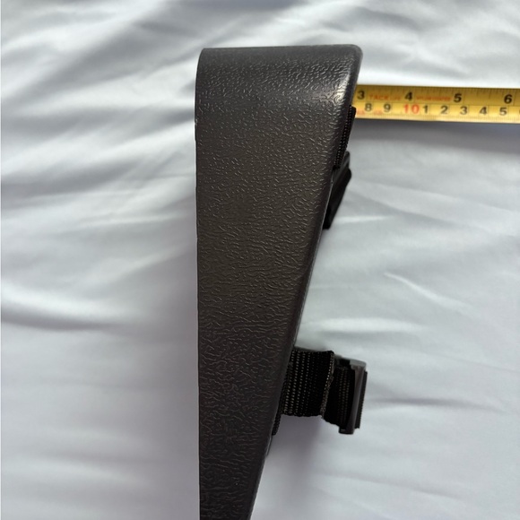 Wheelchair shoes holders with adjustable straps. Includes 4 Bolts and 4 Nuts. - Picture 6 of 6